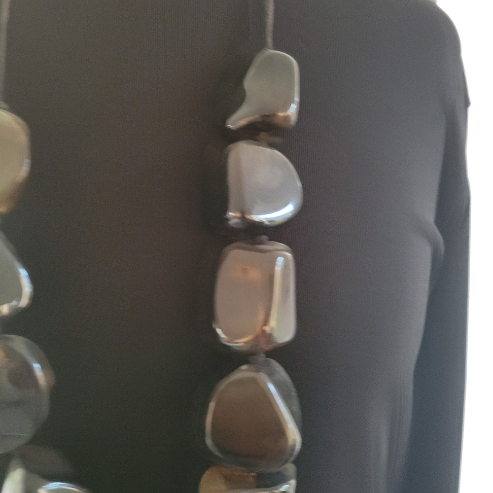 Chunky Acrylic Stone Adustable Necklace with Leather Cord EUC - Picture 6 of 7